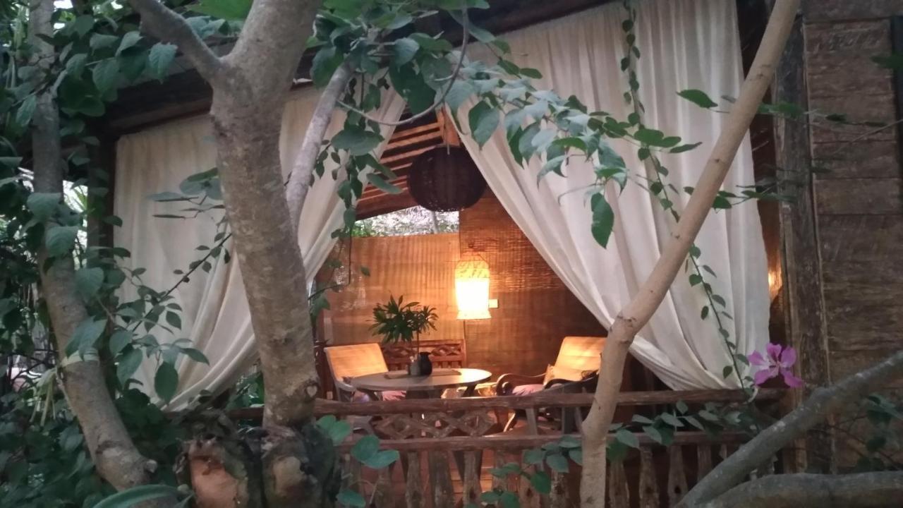 Villas Light House - Eco-Traditional Joglo Quần đảo Gili Ngoại thất bức ảnh
