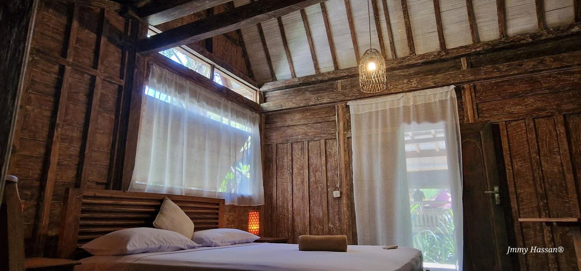 Villas Light House - Eco-Traditional Joglo Quần đảo Gili Ngoại thất bức ảnh